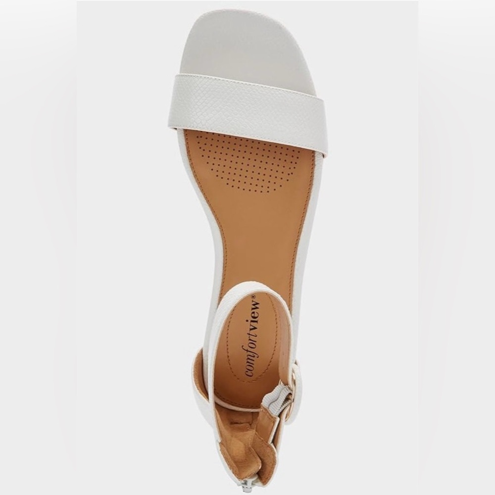 Comfortview Collection Silver Sandals. Size 7W, 8W and 9.5W - Picture 5 of 10